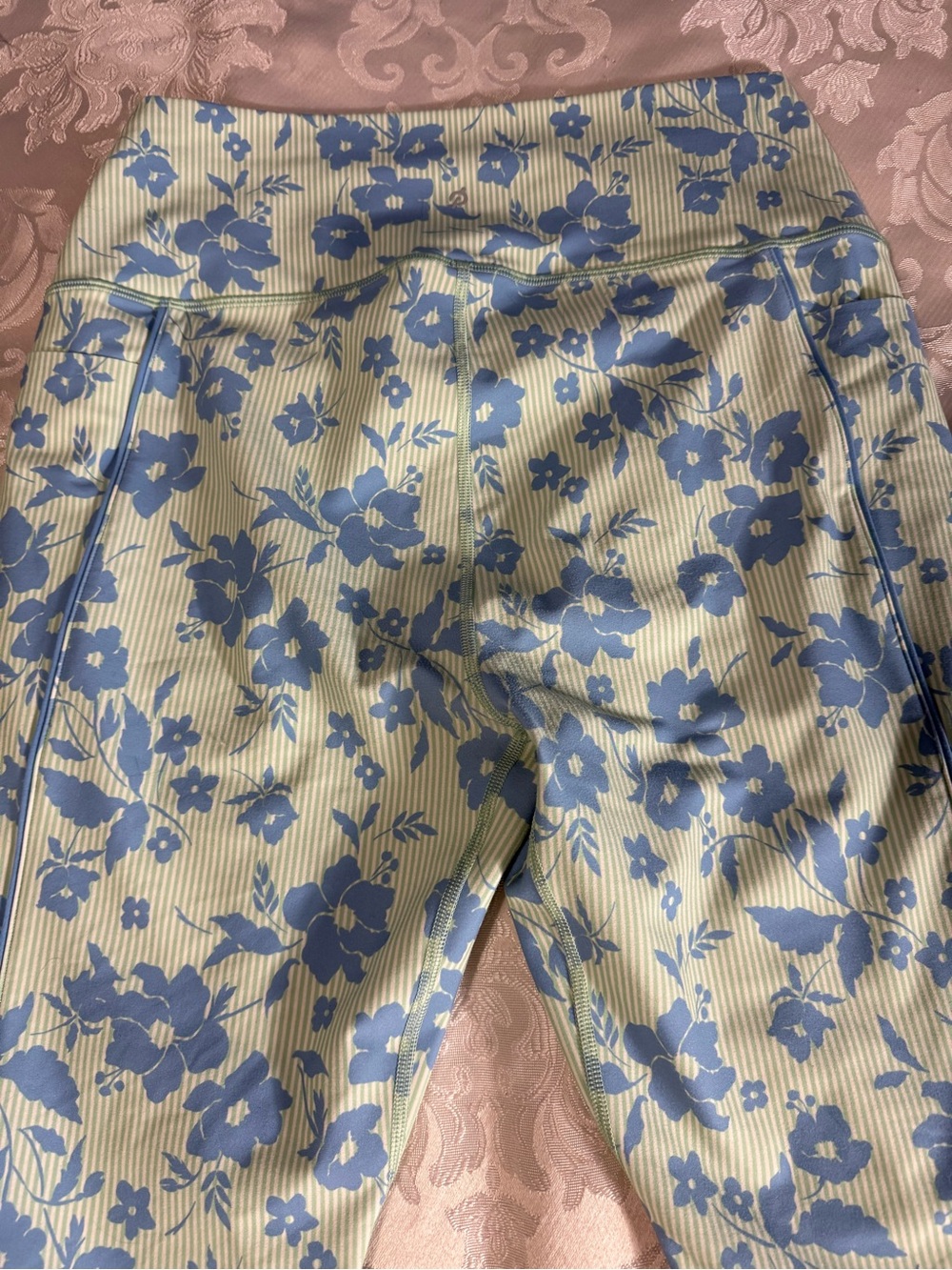 Peloton Floral High Rise Leggings Size L Blue Green Stripe Print Side Pockets - Picture 8 of 15